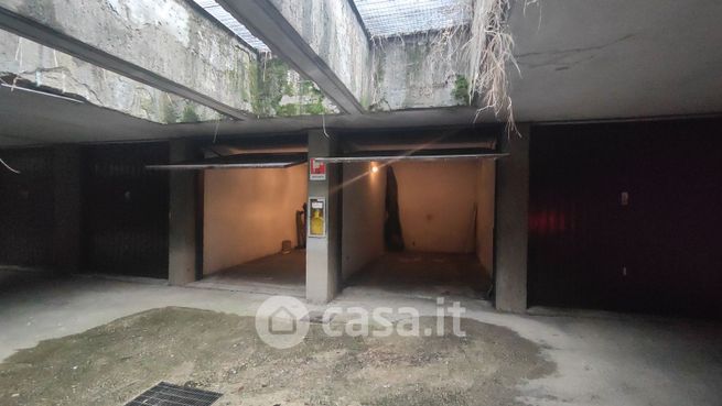 Box/posto auto in residenziale in grossi 4