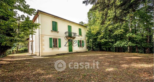 Villa in residenziale in Località Gragnone 4