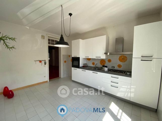 Villetta a schiera in residenziale in Strada Provinciale 14d