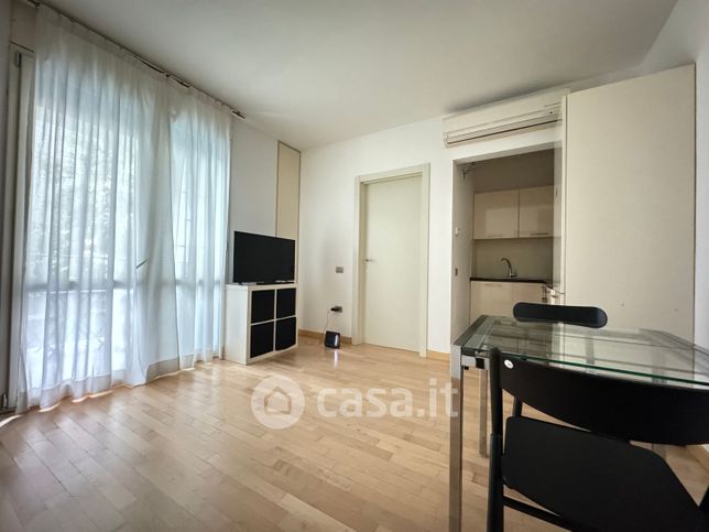 Appartamento in residenziale in Via Amatore Sciesa 6 a