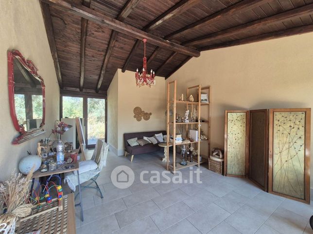 Villa in residenziale in