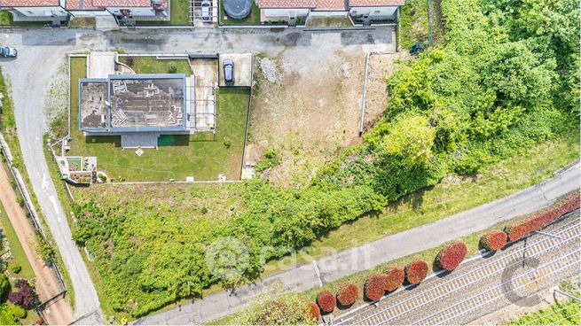 Terreno edificabile in residenziale in Via Dante