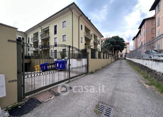 Garage/posto auto in residenziale in Viale Partigiani 19