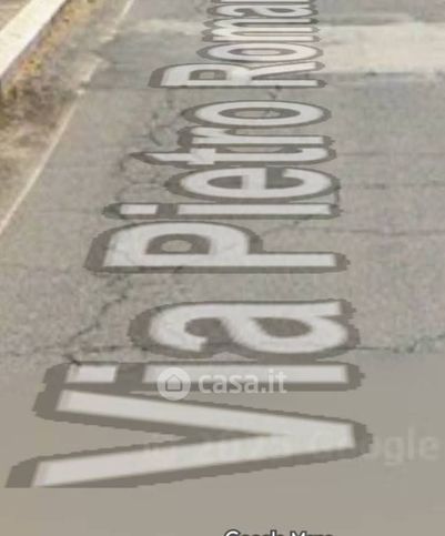 Box/posto auto in residenziale in Via Pietro Romani