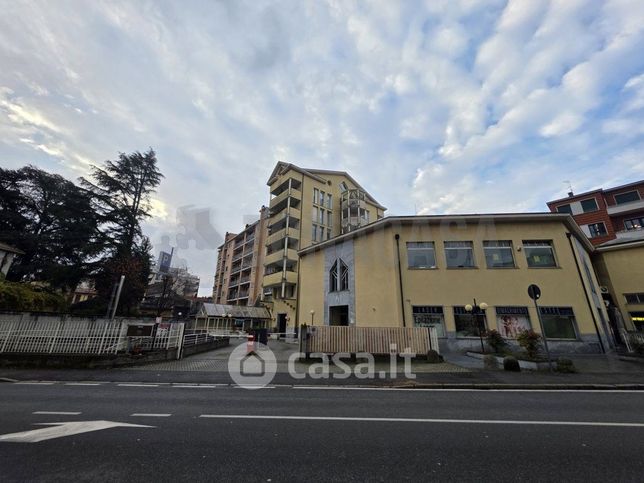 Box/posto auto in residenziale in Via Roma