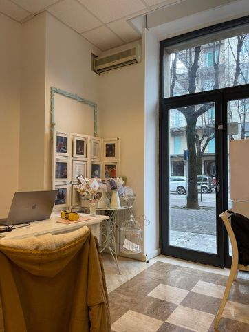 Ufficio in commerciale in Viale Guglielmo Marconi
