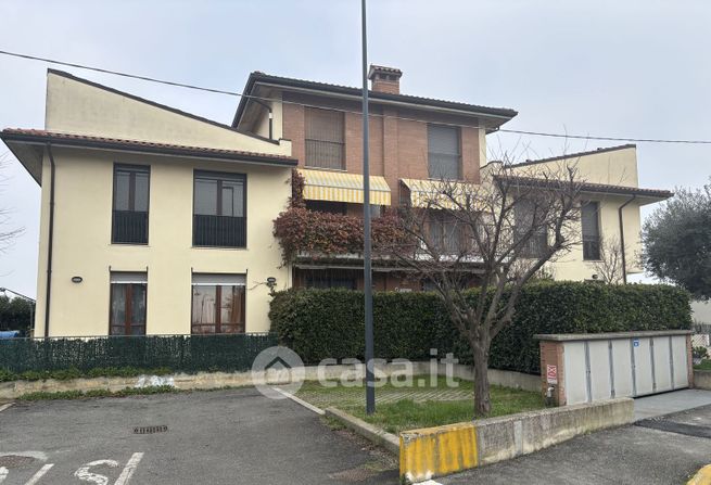 Appartamento in residenziale in Via Chiesa