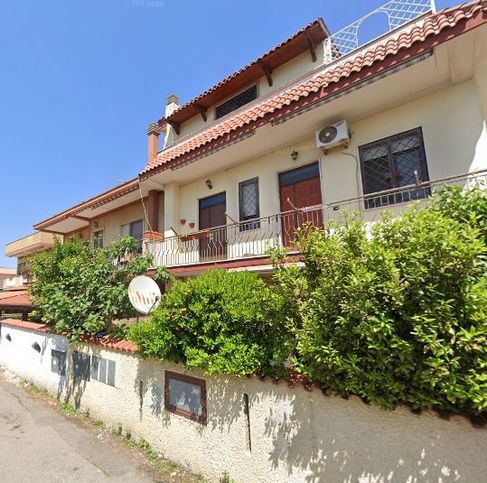 Appartamento in residenziale in Via Fulco Ruffo di Calabria 59