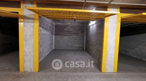 Garage/posto auto in residenziale in Via Carlo Imbonati