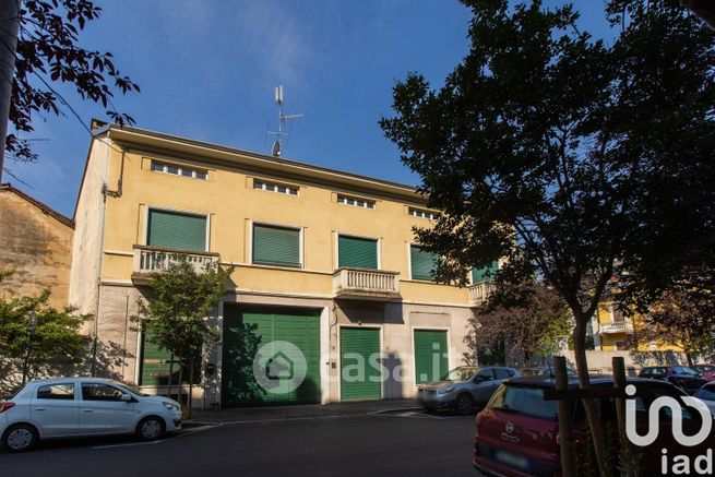 Appartamento in residenziale in Via Caprera 9