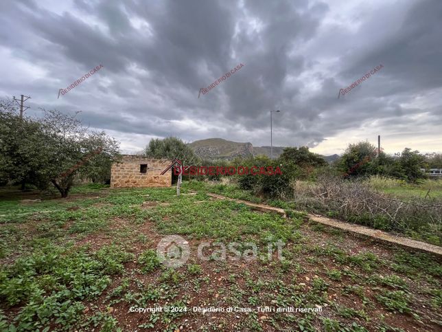 Terreno agricolo in commerciale in Via L. 29