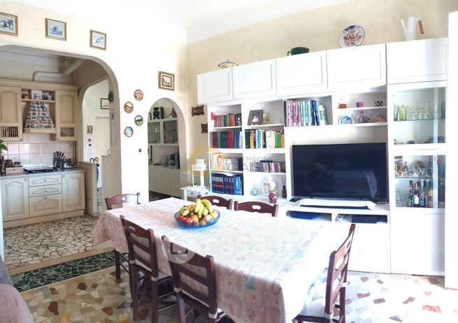 Appartamento in residenziale in Via Nazario Sauro 173