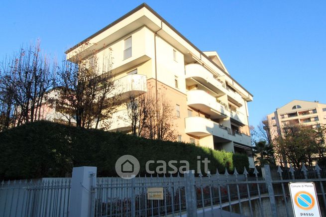 Appartamento in residenziale in Via Giovanni Papini 3