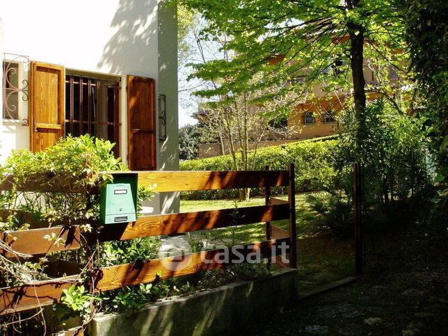 Appartamento in residenziale in Viale dei Tigli 4
