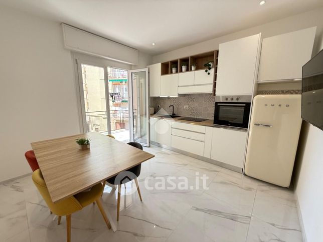 Appartamento in residenziale in Via II Giugno 12