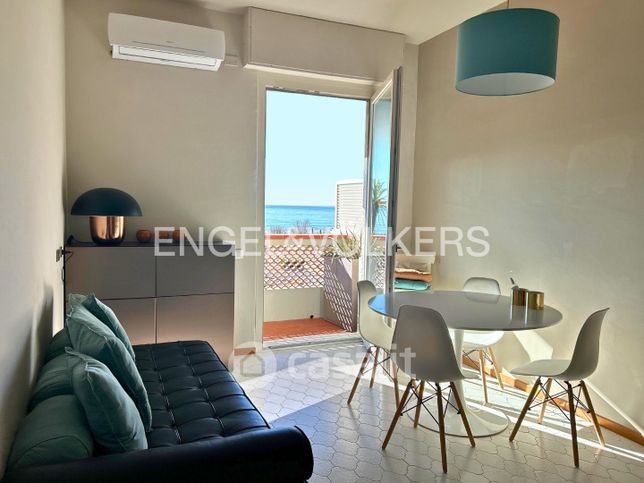 Appartamento in residenziale in Via Comano