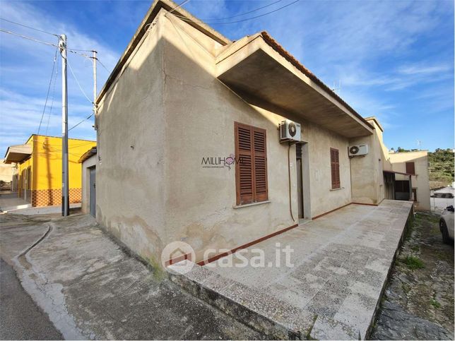 Casa indipendente in residenziale in Contrada Conca