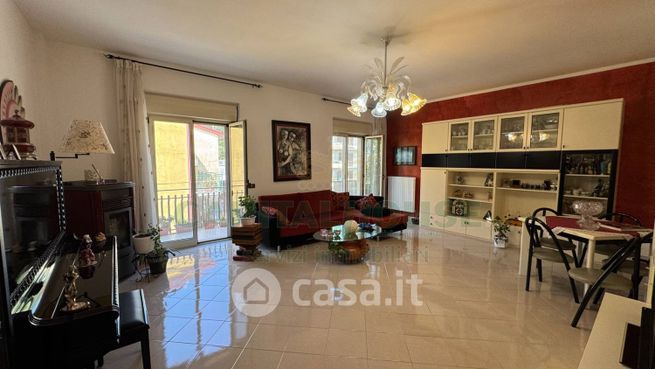 Appartamento in residenziale in Via Brecelle 21