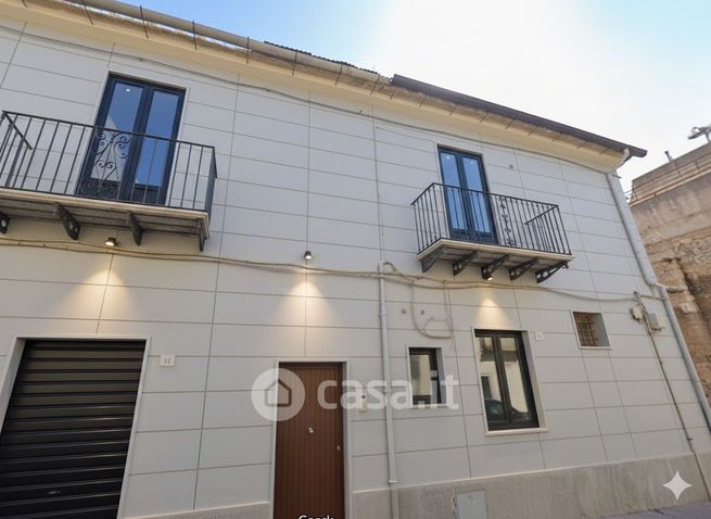 Casa indipendente in residenziale in Via Giuseppe Verdi