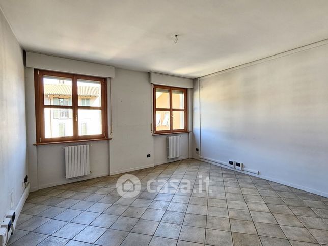 Ufficio in commerciale in Viale Oriano 6