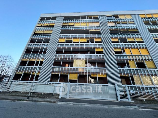 Box/posto auto in residenziale in Via Roma 6