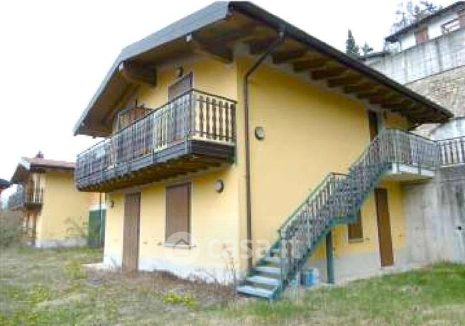 Appartamento in residenziale in Via Santellone