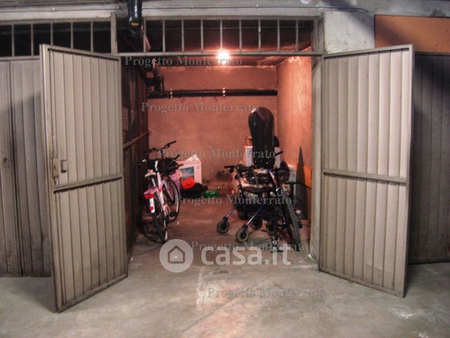 Garage/posto auto in residenziale in Via Eleuterio Pagliano