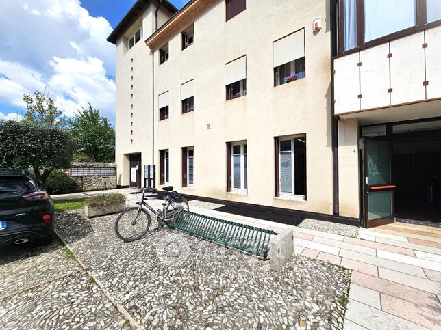Ufficio in commerciale in Vicolo Macello 6