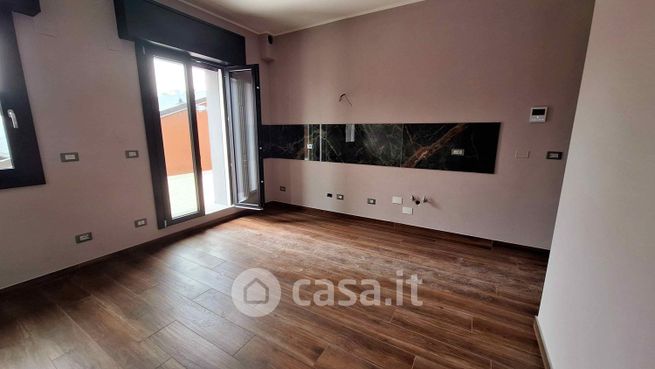 Attico/mansarda in residenziale in Via della Cooperazione 11