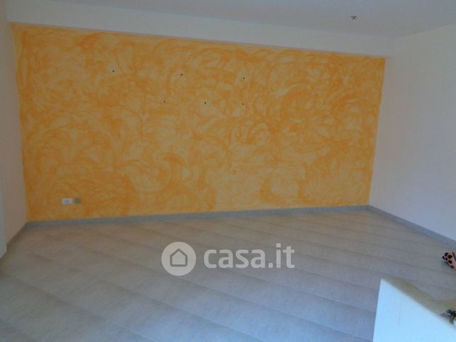 Appartamento in residenziale in Via Auricarro