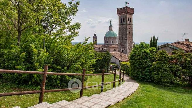 Rustico/casale in residenziale in 