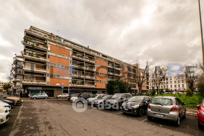 Appartamento in residenziale in Piazza Giovanni da Verrazzano