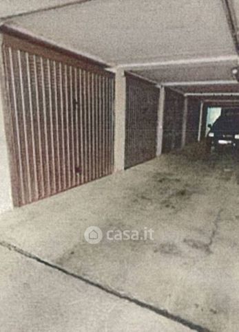 Box/posto auto in residenziale in Via Le Mosse 22