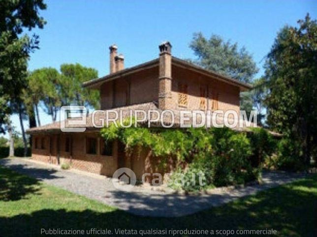 Rustico/casale in residenziale in Via Settecrociari
