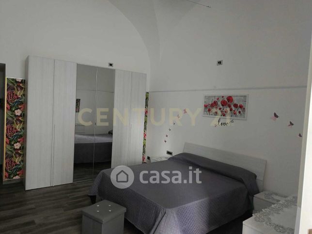 Casa indipendente in residenziale in Piazza Federico di Svevia