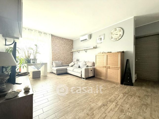 Appartamento in residenziale in Via Carlo Casalegno 6