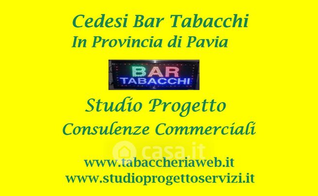 Attività/licenza (con o senza mura) in commerciale in Autostrada dei Vini