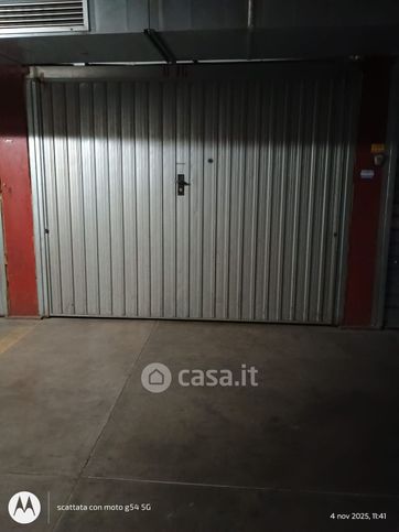 Box/posto auto in residenziale in Via Ugo Ojetti 137