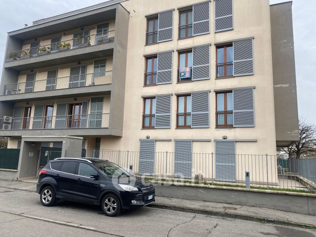 Appartamento in residenziale in Via Fratelli Arcari 8