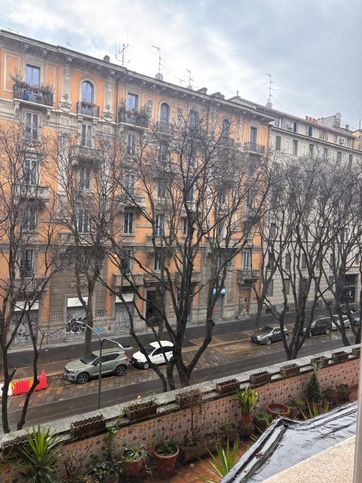 Appartamento in residenziale in Via Giulio Cesare Procaccini 38