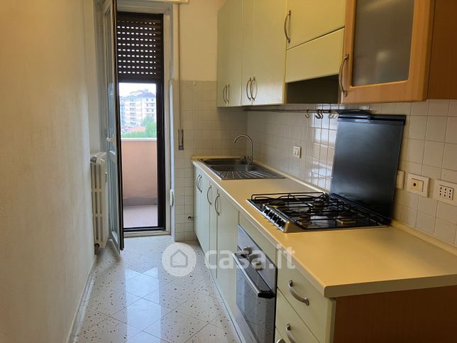 Appartamento in residenziale in Via Pasquale Fornari 4