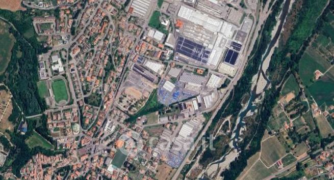 Terreno edificabile in residenziale in Via Radici Nord