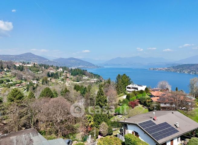 Villa in residenziale in Via Montrigiasco