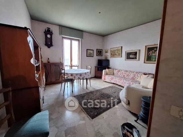 Appartamento in residenziale in Via Sottoripa 3