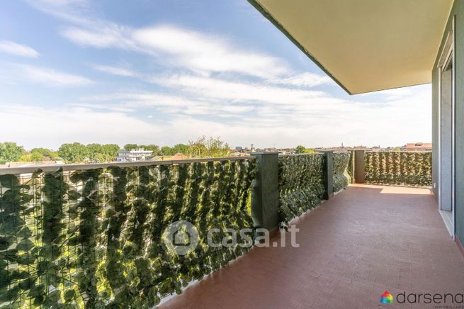 Appartamento in residenziale in Viale Lombardia 9