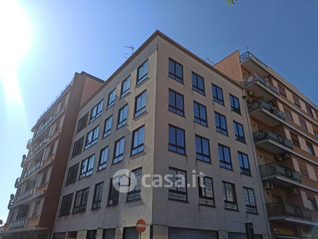 Ufficio in commerciale in Via Giuseppe La Farina 135