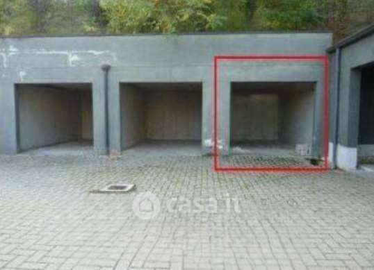 Box/posto auto in residenziale in Strada Gherzi