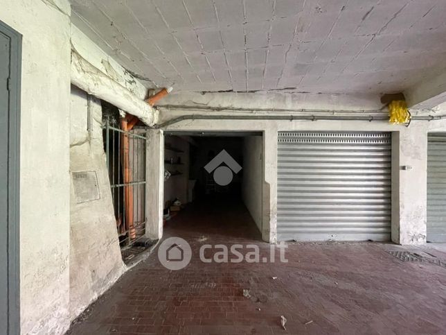 Garage/posto auto in residenziale in Via Fratelli Cervi 93