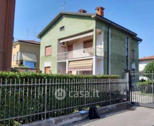 Appartamento in residenziale in Via C. Zonca 14