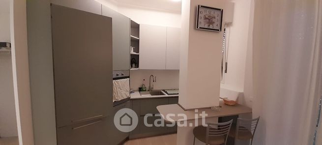 Appartamento in residenziale in Via Francesco Predabissi 3